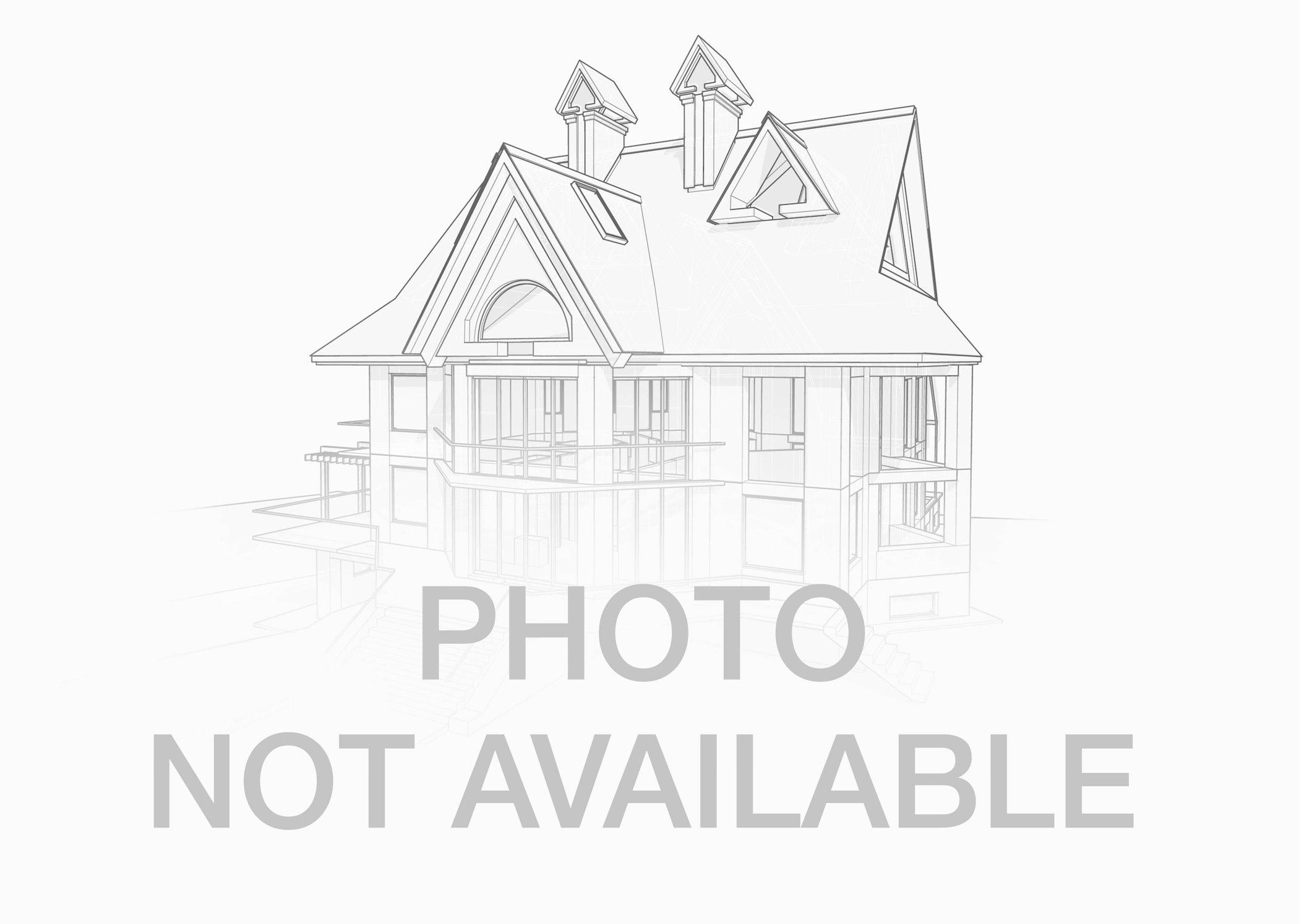 810 Simpson Street